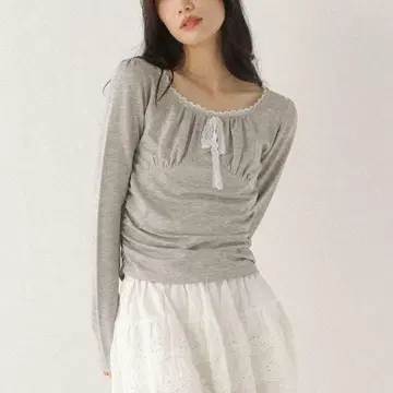 개더 레이스 티셔츠