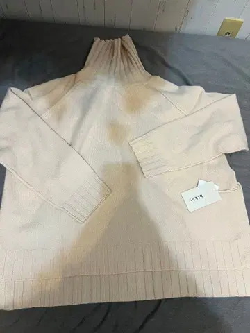 blkby 터틀넥 스웨터 FREE