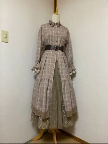 axes femme 컷워크 자수 옷깃 셔츠 원피스