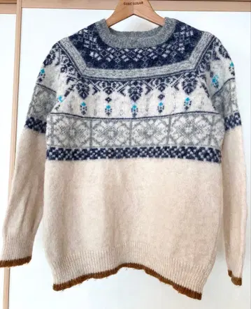 [레어] CUBE SUGAR 페어아일 패턴 긴팔 스웨터 M 사이즈