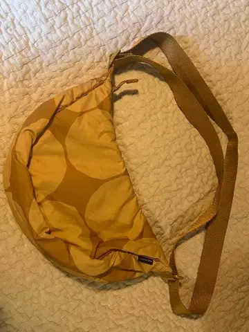 marimekko UNIQLO 콜라보 나일론 숄더백