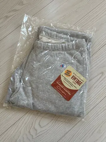[ 미사용 새상품 ] Champion 그레이 스웨트 팬츠