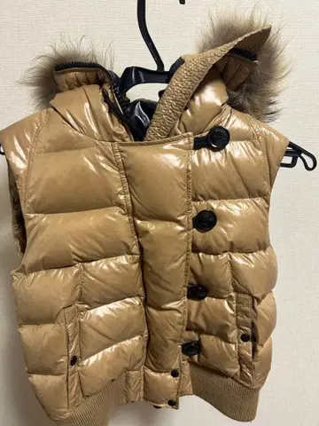 MONCLER 후드 부착 다운 베스트 베이지 0 사이즈