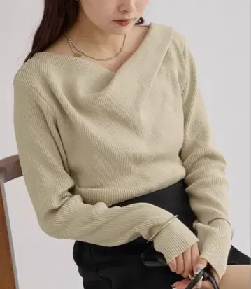 mystic 오프숄더 립 니트