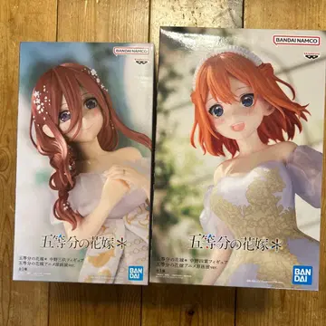 나카노 미쿠 네잎 피규어 세트