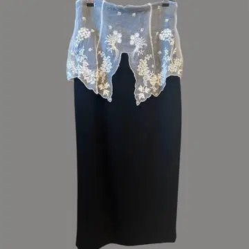 마메 쿠로고시 레이스 타이트 스커트