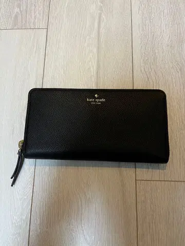 케이트 스페이드 블랙 가죽 장지갑