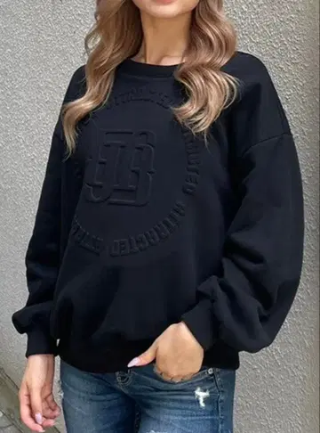 GYDA GYGY 로고 BIG 엠보싱 풀오버