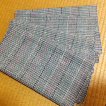 기모노 리메이크를 위해 풀고 씻고 말리고 다림질하고 있습니다