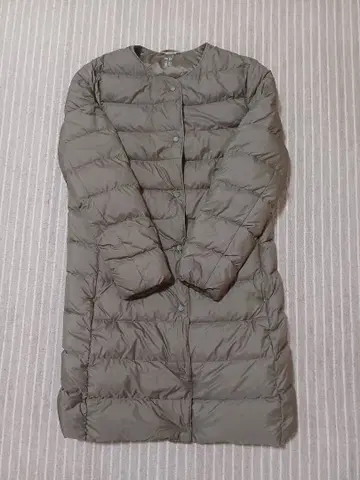 유니클로 울트라 라이트 다운 컴팩트 코트 올리브 L 수납 봉투 포함