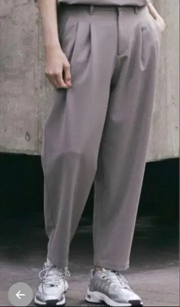 [ WYM x ATTACHMENT ] 루즈 테이퍼드 팬츠