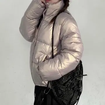 오버 사이즈 그레이 다운 자켓 M 사이즈