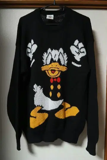 90s 디즈니 빈티지 도널드 덕 니트