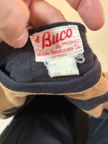 Buco 티셔츠 블랙과 브라운 스트라이프 M