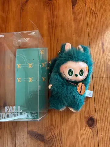 미사용 새상품 귀여운 그린 로고 부착 지모모 봉제 인형