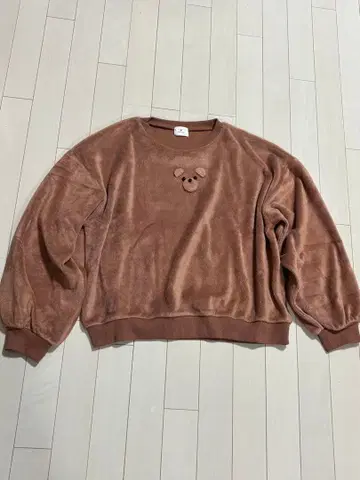 브라운 플리스 트레이닝복 곰 자수