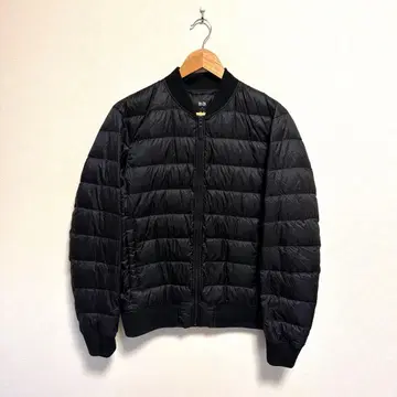 단종 유니클로 울트라 라이트 다운 리브 블루종 블랙 M