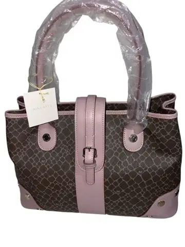 택 포함 미사용 새상품 Nina Ricci 니나리치 핸드백 가죽 핑크