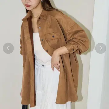 PUBLUX 마리콴트 로고 자수 페이크 스웨이드 빅 셔츠