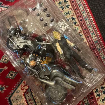 PLAY ARTS 클라우드 스트라이프 & 하디=데이토나 FF7 리메이크