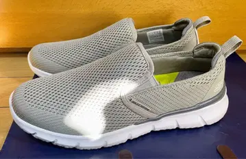 새상품 스케쳐스 슬립온 스니커즈 경량 워킹화 27