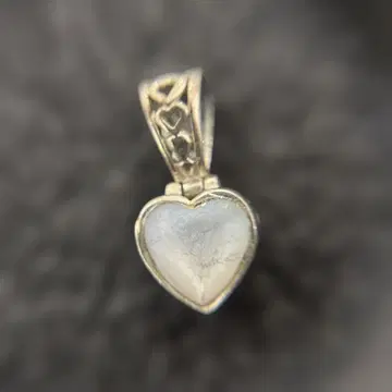 화이트 펄 하트형 SILVER 목걸이 탑