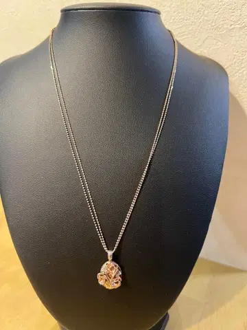 K10 로즈 모티브 콤비 목걸이 각인 있음