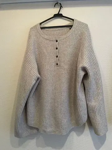 [ 새상품급 ] GALLARDAGALANTE 오버 사이즈 스웨터