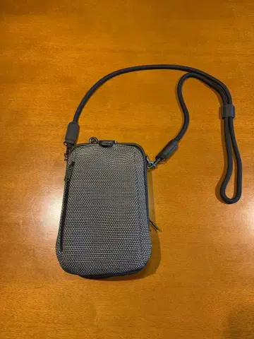 Tondo 나노 숄더백