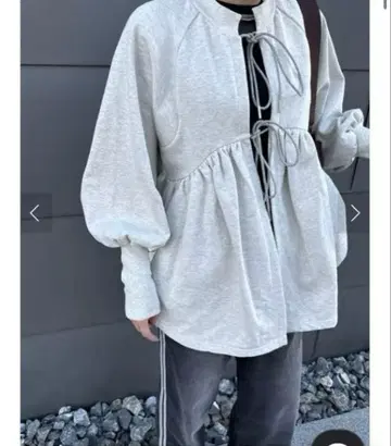 Ameri / SYMMETRY PEPLUM SWEAT TOP