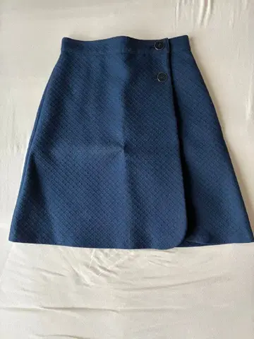 질 스튜어트 네이비 플레어 스커트 사이즈 0