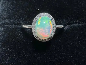 오팔 반지