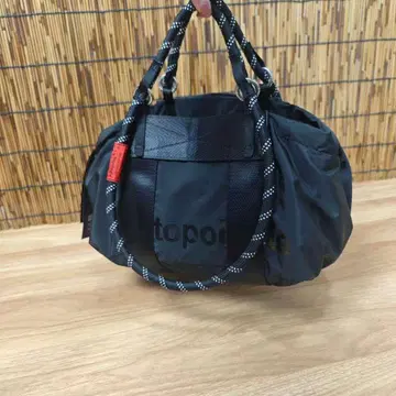 Topologie 토폴로지 블랙 아웃도어 더플 백