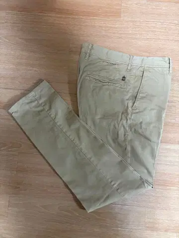 INCOTEX 슬림핏 치노 팬츠 베이지