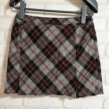 월드 언타이틀 박스 플리츠 스커트 S