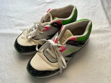 Reebok 벤틸레이터 스니커즈