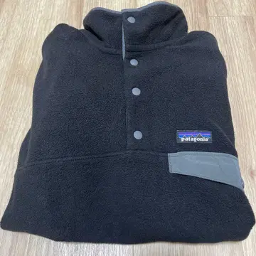 Patagonia Synchilla 플리스 자켓 S 사이즈 블랙