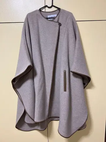 울 혼방 베이지 판초 ITALY 제