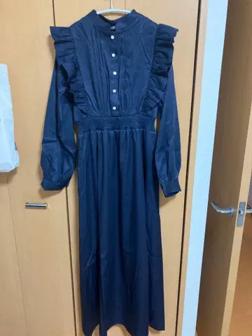 mily bilet 프릴 달린 네이비 긴팔 원피스 L