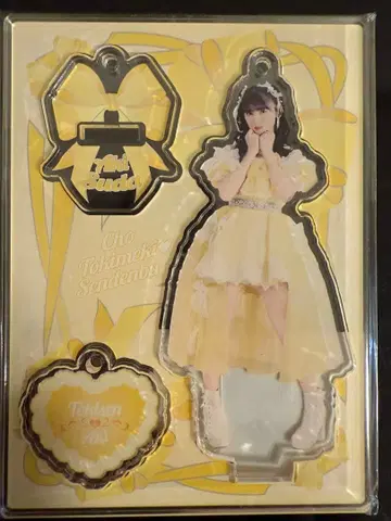 스가타 아키 아크릴 스탠드 이런 나 어때요 의상