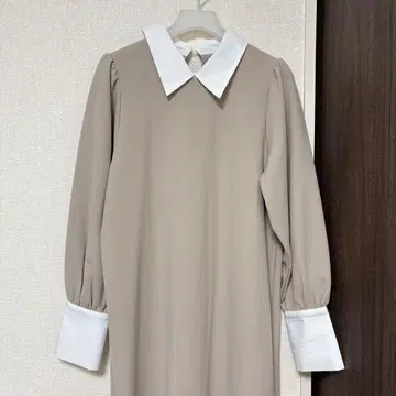 [컨디션 최상] ELFLANK 엘프랭크 카라 부착 플리츠 원피스