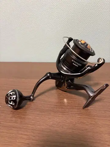 [중고] 시마노 20 엑센스 BB 4000MHG 고메쿠사스 농어