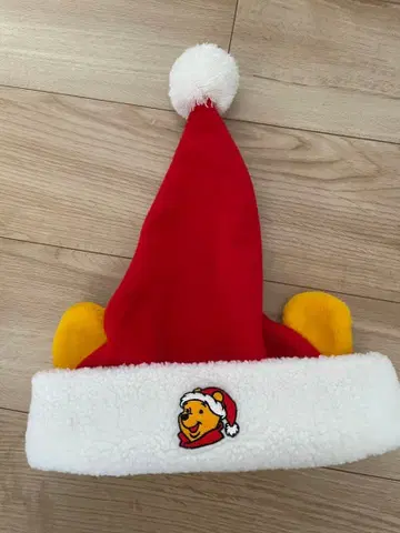 디즈니랜드 곰돌이 푸 크리스마스 팬캡