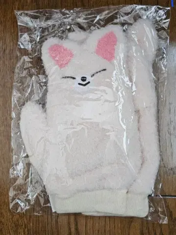 StrayKids SKZOO 폭시니 장갑