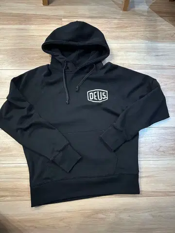 DEUS EX MACHINA 블랙 후드티