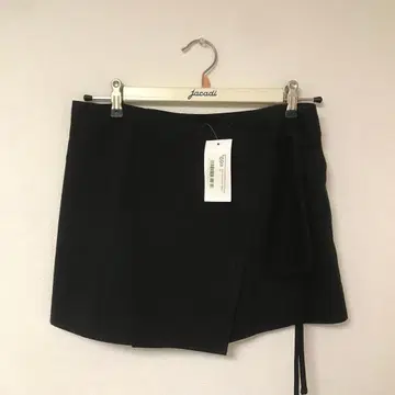 [ 새상품 ] Motel Rocks 블랙 미니 스커트