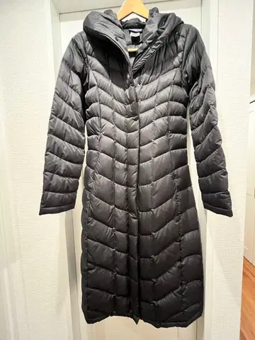 Patagonia 블랙 롱 다운 자켓 M