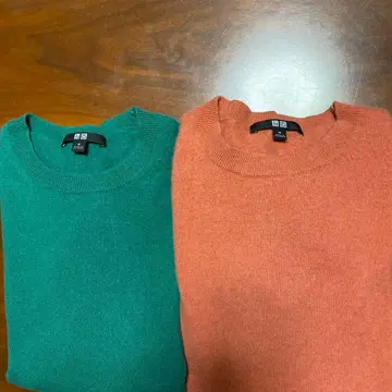 유니클로 캐시미어 스웨터 2장 세트