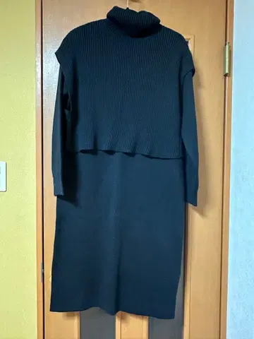 블랙 터틀넥 니트 원피스