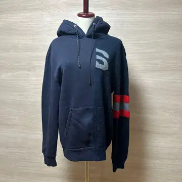 아지메 후드티 네이비 x 레드